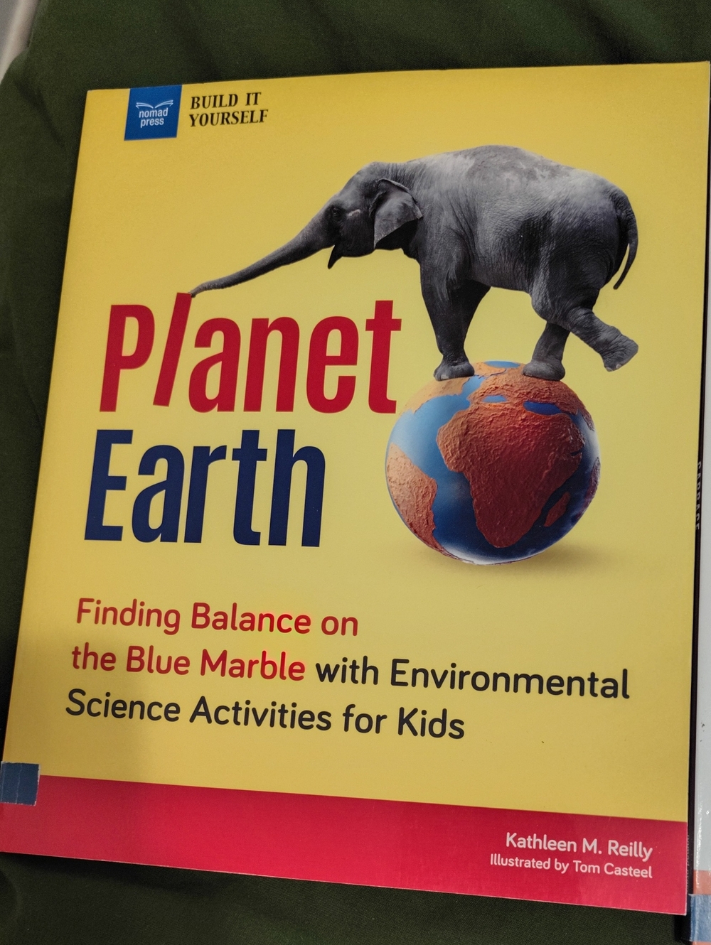 Assorted STEM Activity Books - Robotics, Garbage, Weather, Energy & More - Picture 9 of 14